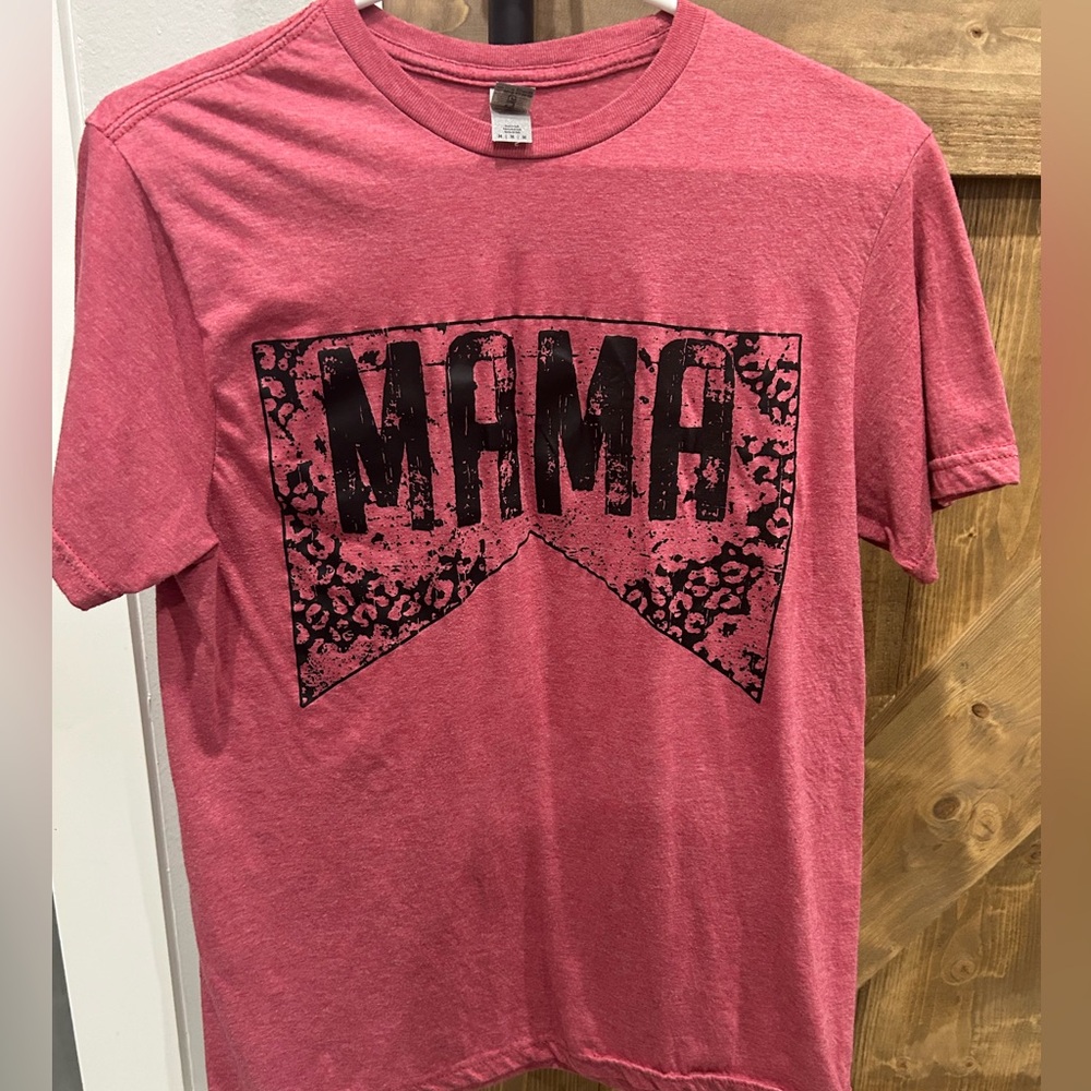 MAMA Tee